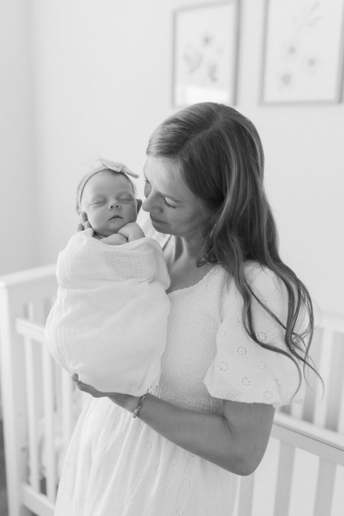 Newborn Sessions in Salt Lake City
I photograph newborns across Utah, including South Jordan, Alpine, Draper, Daybreak, and cherished neighborhoods like Yalecrest and Federal Heights. If you live in Salt Lake City and are dreaming of soft, natural at-home newborn photos, I’d love to work with you.