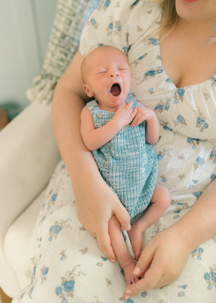 Utah lifestyle newborn photography capturing baby’s first weeks at home.