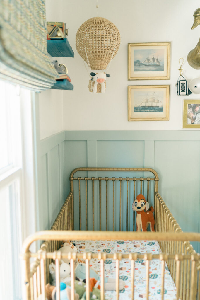 Lifestyle newborn photos in South Holladay pines ct showing tender family connections.